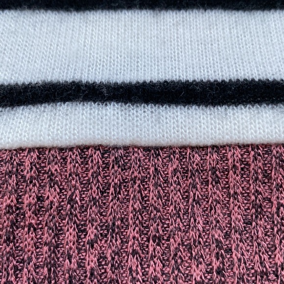 Staccato Hacci Striped Top 💗 White Black & Mauve - Picture 11 of 14